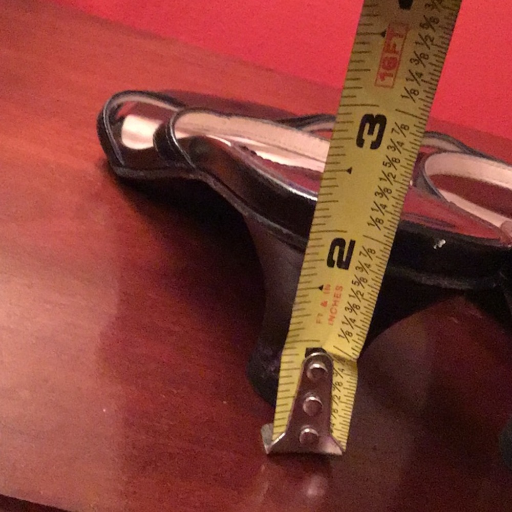 Ann Taylor Kitten Heal Sandals - Picture 5 of 6